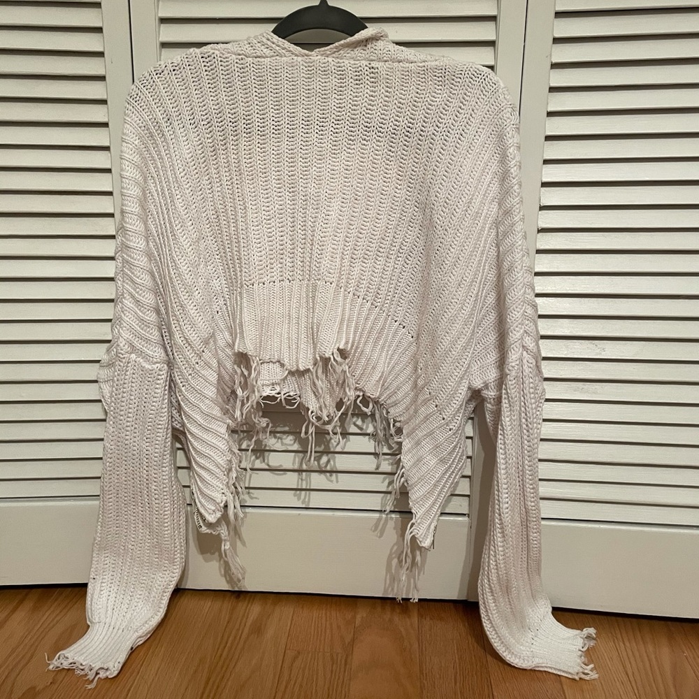 LF women’s sweater